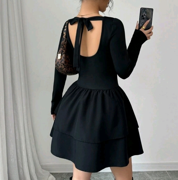 Women Casual Versatile Elastic Knit Backless Bow-Tie Blouse With Layered Skirt - Picture 2 of 3